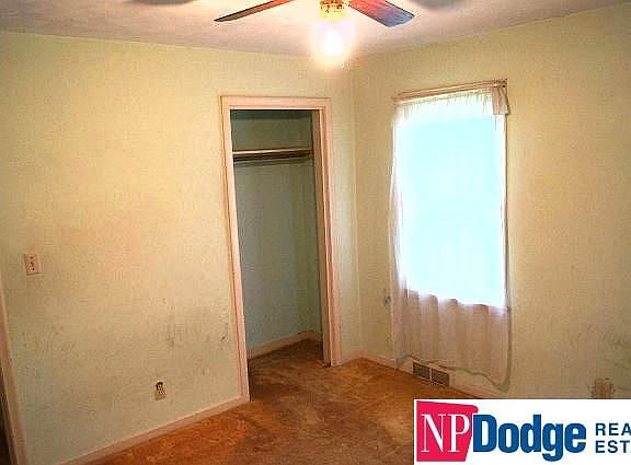 5th image of 510 Maple St