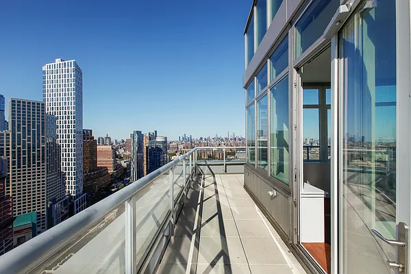 Rented by Brookfield (Funnel) | media 29