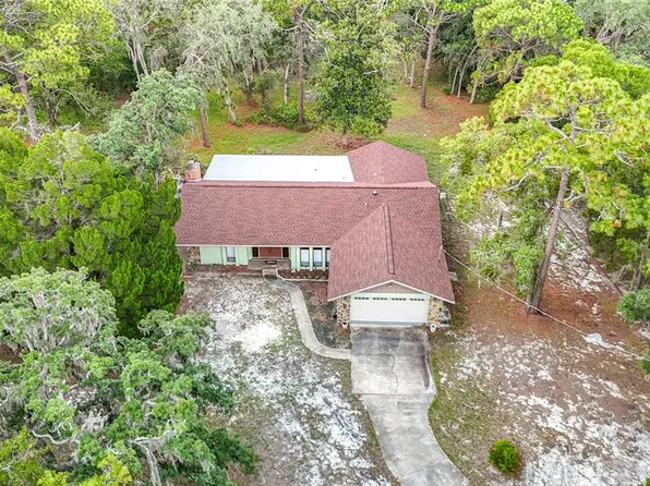 10050 Deer Ln, New Port Richey, FL 34654