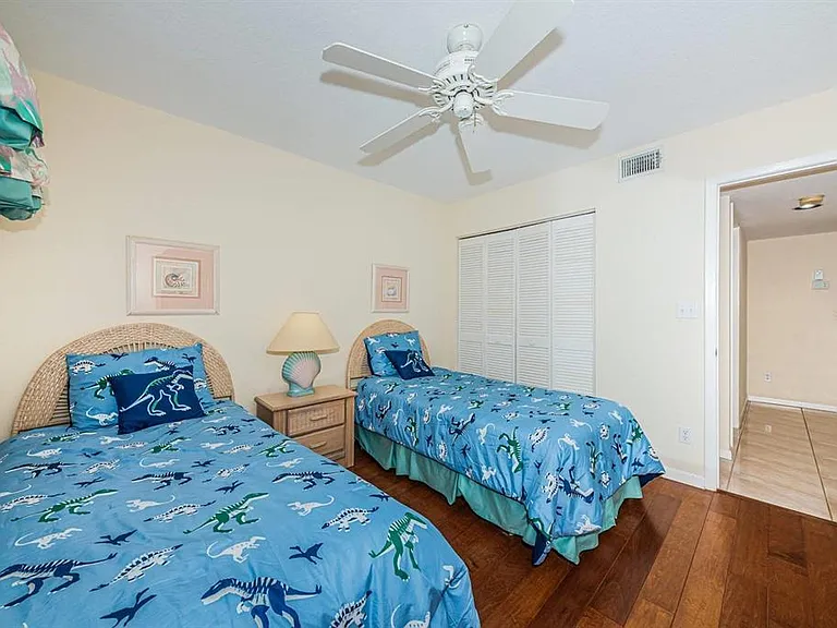 6105 Bahia Del Mar Cir #382 — Photo 15