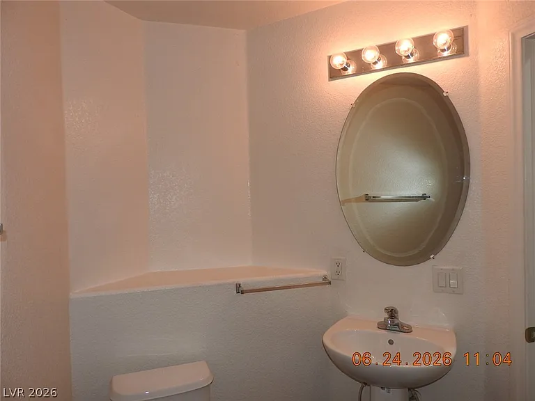 521 Dolphin Peak Ct — Photo 16