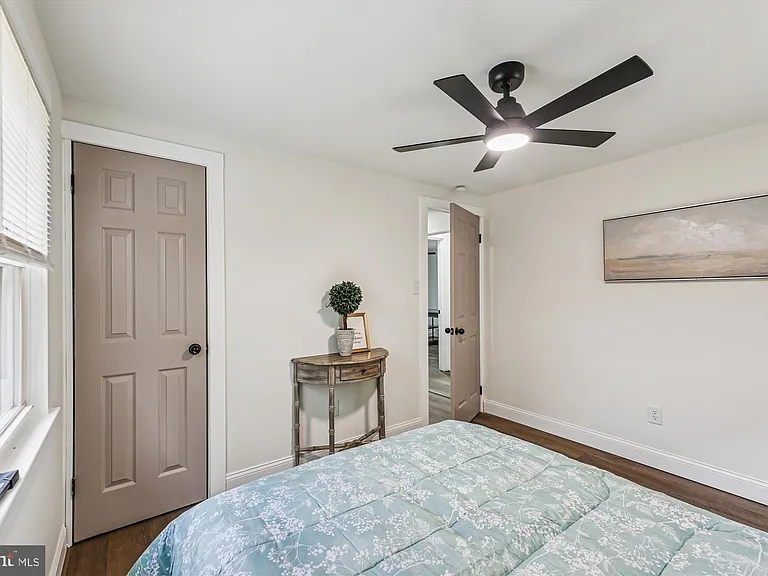 4250 Piper Ln — Photo 31