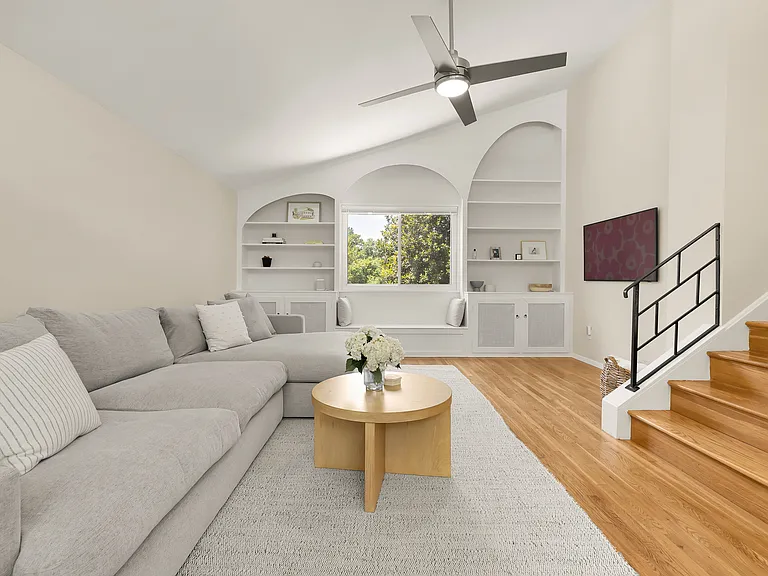 11834 Charles Rd — Photo 4