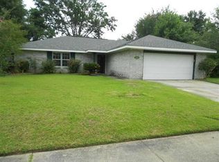 414 Pine Shadows Dr, Slidell, LA 70458