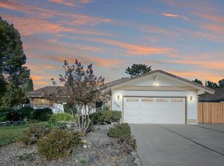 7249 Gloria Dr, Sacramento, CA