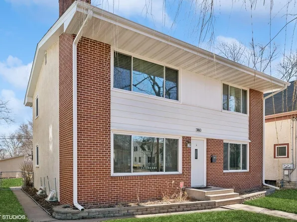 3960 Hubbard Ave N, Robbinsdale, MN 55422