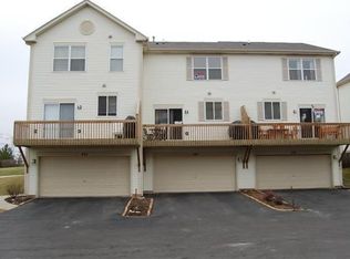 430 Littleton Trl #2-3, Elgin, IL 60120