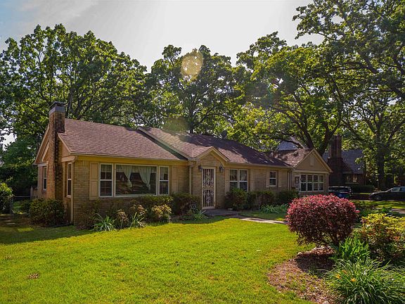 3rd image of 210 Dooley Rd