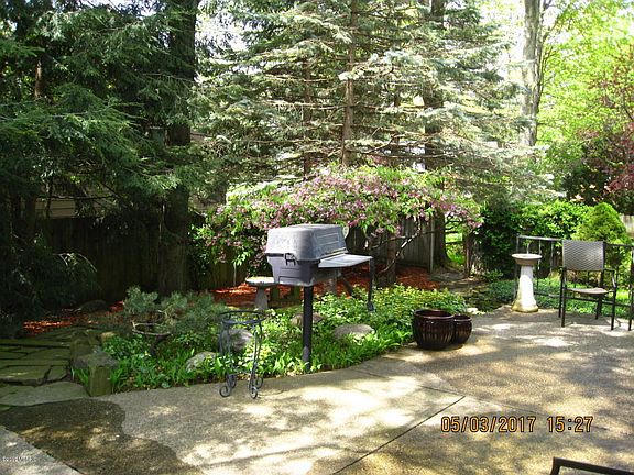 4th image of 7161 Williamstown Dr