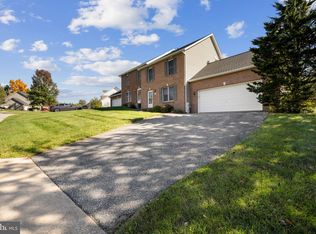 528 Gentry Ct, Westminster, MD 21157