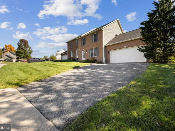 528 Gentry Ct, Westminster, MD 21157