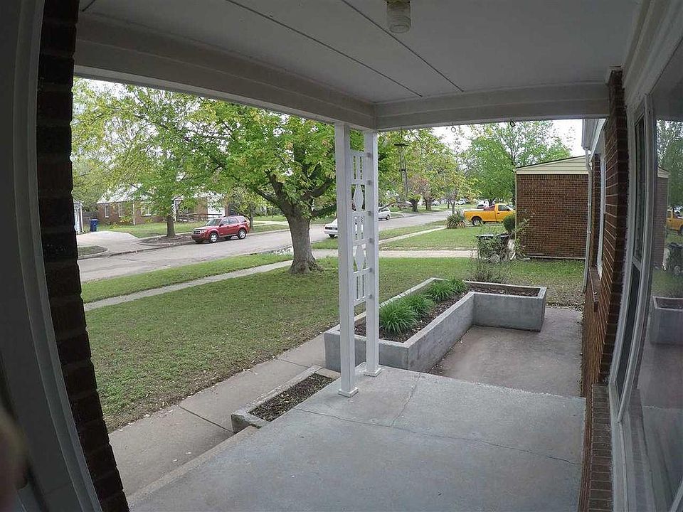 2nd image of 1401 E Jump Ave