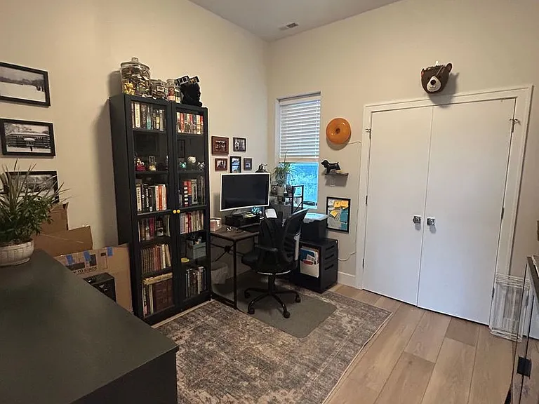 1214 W Carmen Ave #403 — Photo 11