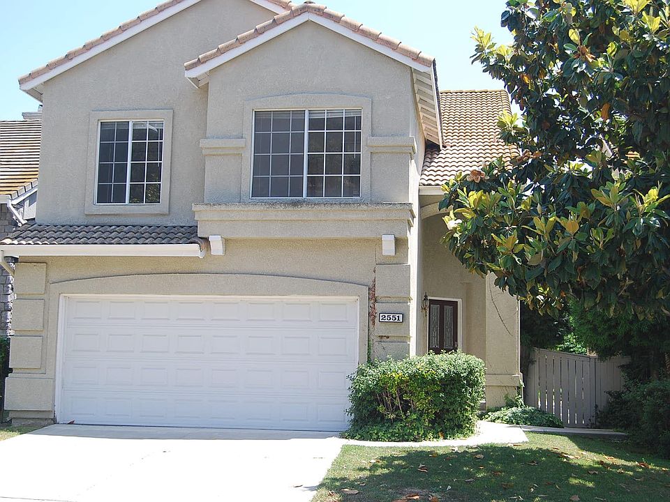 1st image of 2551 La Salle Pointe