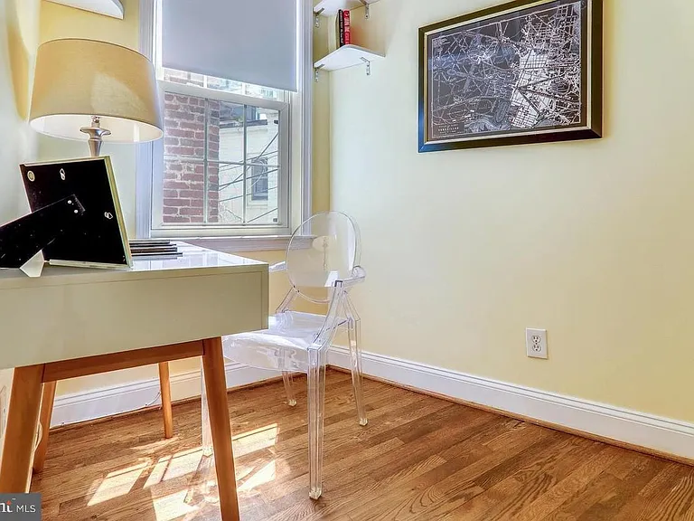 806 New Hampshire Ave NW — Photo 27