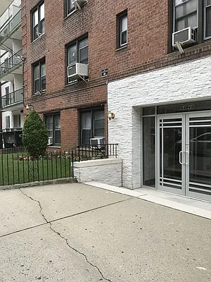 Rented by Cyclone Realty | media 15