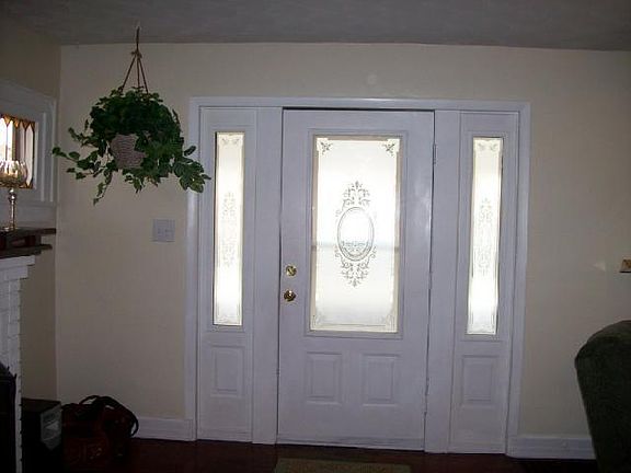 2nd image of 1217 N Shannon Ave
