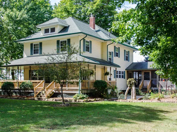 2580 Pucker St, Niles, MI 49120