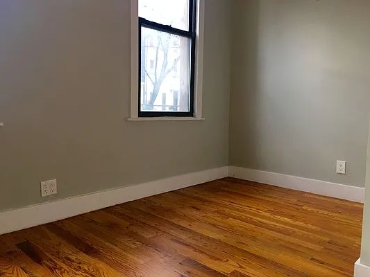 Rented by Nooklyn NYC LLC | media 17