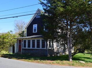 39 Norris Ave, Oak Bluffs, MA 02557