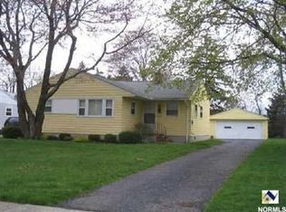 3654 W 232nd St, North Olmsted, OH