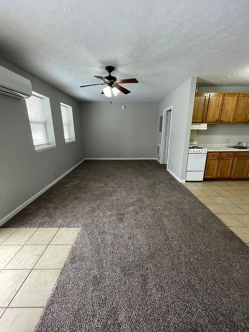 415 W Clem-EBERT — Photo 4