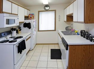 1710 49th St S APT 212, Fargo, ND 58103