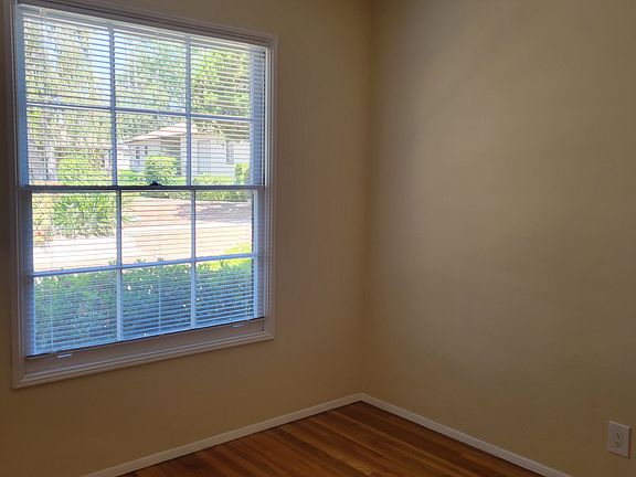 5th image of 1291 E Washington Blvd