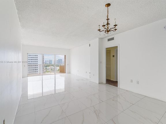 3rd image of 1980 S Ocean Dr APT 17L