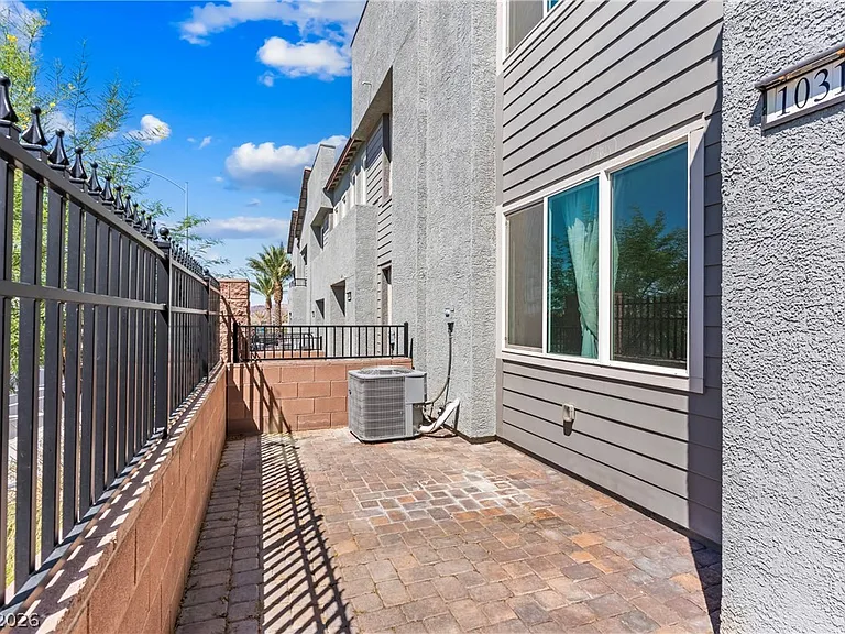 1031 Presley Ridge St — Photo 4