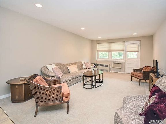 4th image of 32 Pearsall Ave APT 2B