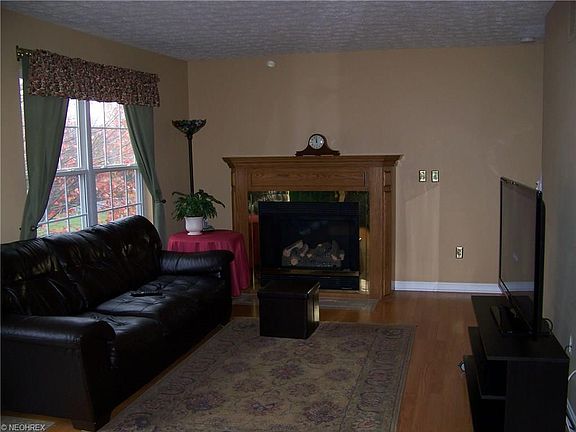 4th image of 1951 Williams Way