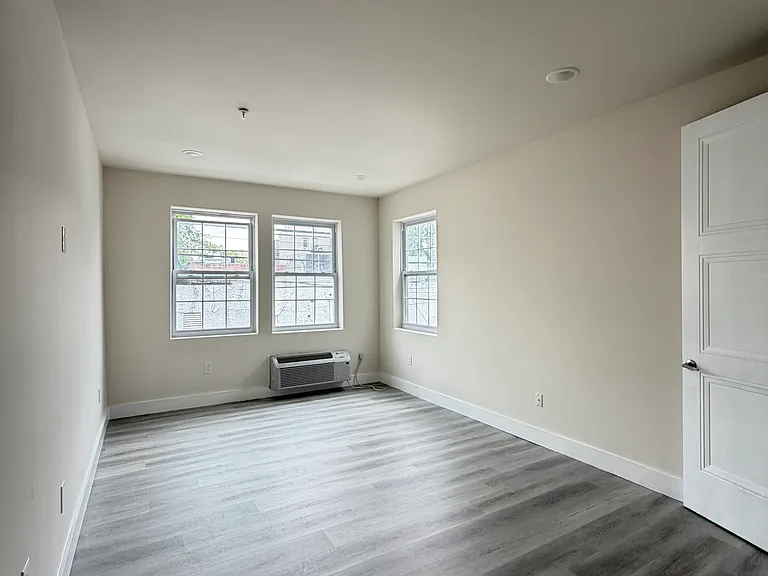 161 Passaic St #203 — Photo 2