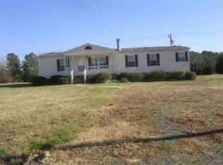 1143 High Meadow Cir, Creedmoor, NC 27522