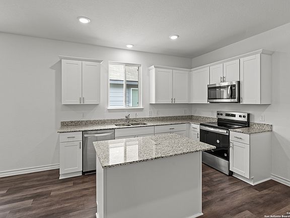 7th image of this home