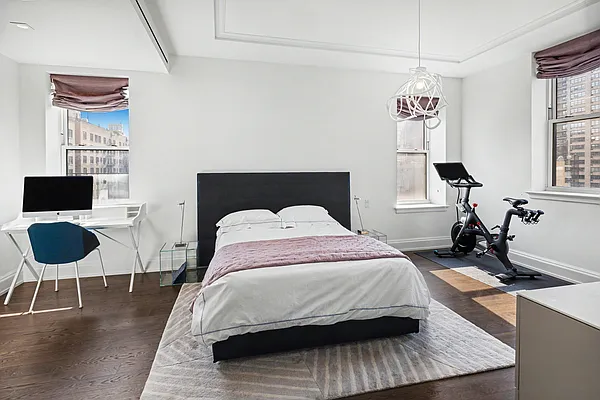 Bedroom, photo 1