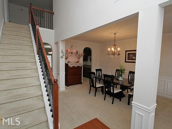 5th image of 3831 Sunbridge Dr