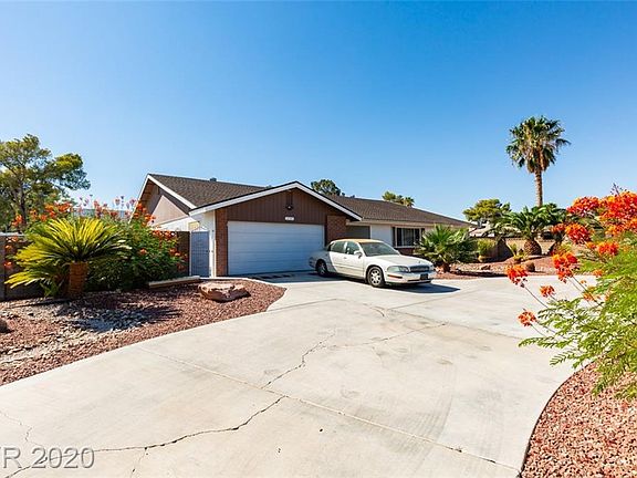 4th image of 2783 S Torrey Pines Dr
