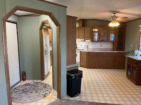 4th image of 1516 Winona Ln