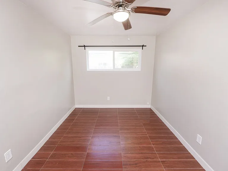 3532-3542 Bancroft Dr — Photo 30