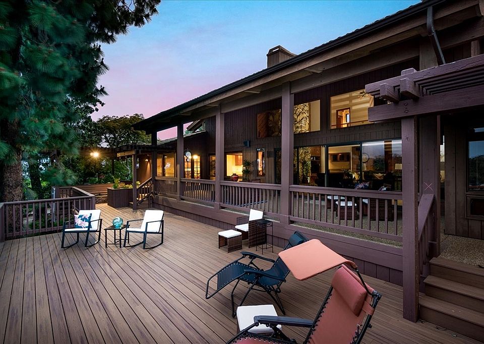 1st image of 1102 Jugador Ct