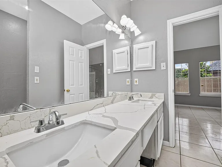 13607 Sable Ln — Photo 20