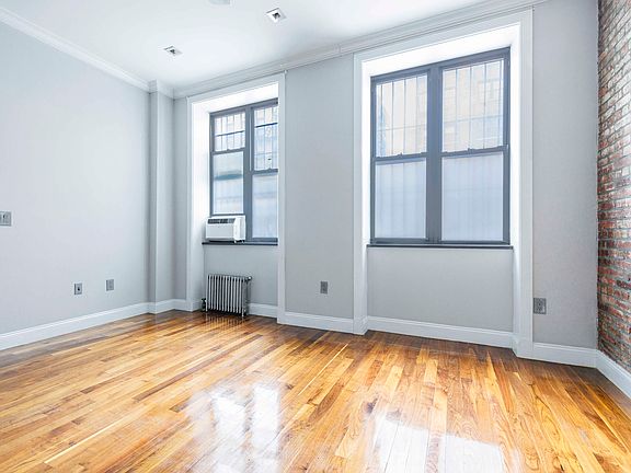 3rd image of 120 E 102nd St APT 3B