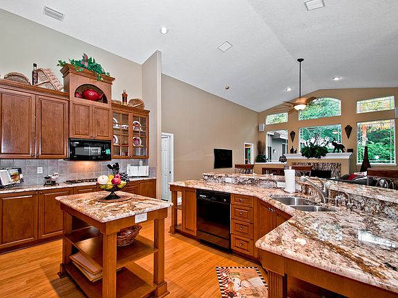 5th image of 5067 Jasmine Way