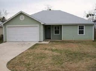 2404 NE 6th St, Mineral Wells, TX 76067