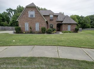 2756 Della St, Hernando, MS 38632