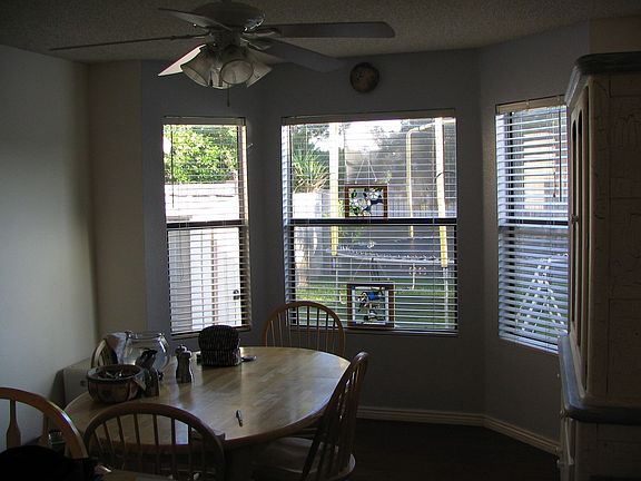 5th image of 746 E Rosemonte Dr