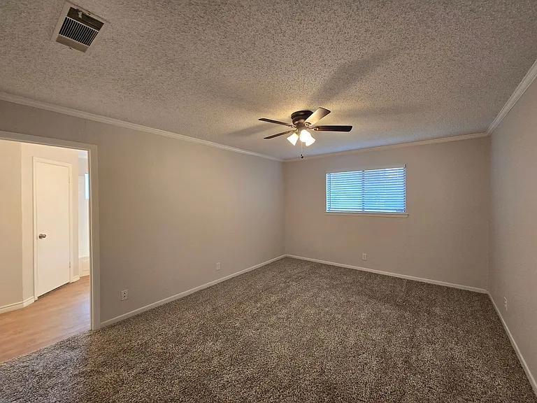 3005 Tallwood Dr — Photo 10
