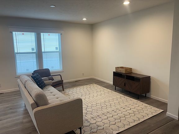 5th image of 9411 River Oak Dr