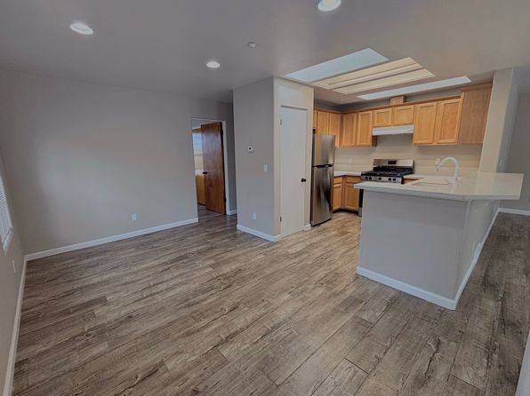 707 Las Casitas Dr